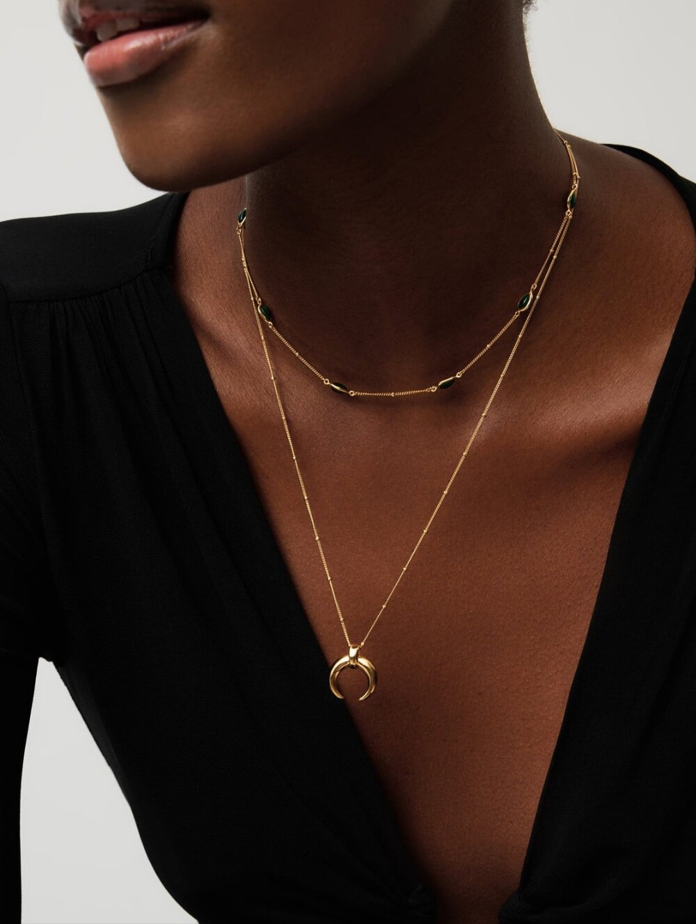 Missoma × Lucy Williams Large Horn Pendant Necklace - Picture 2 of 8